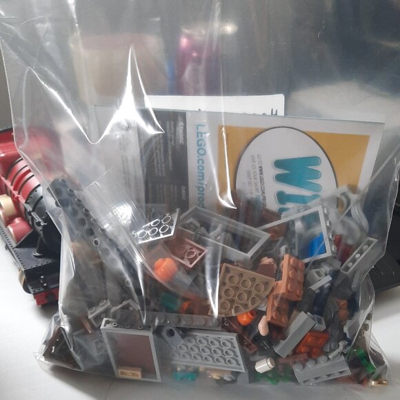 LEGO Harry Potter Hagrid's Hut: Buckbeak's Rescue - Picture 6 of 6